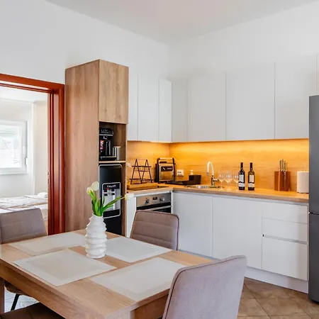 Quercus Apartment *