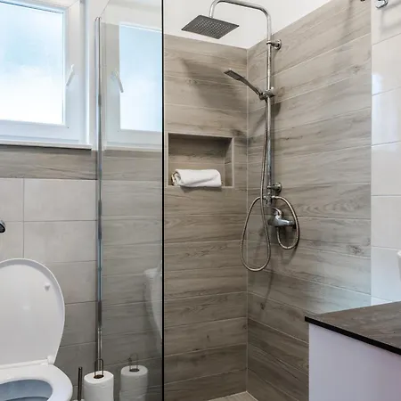 Apartman Quercus Vir