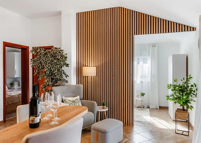 Apartament Quercus *