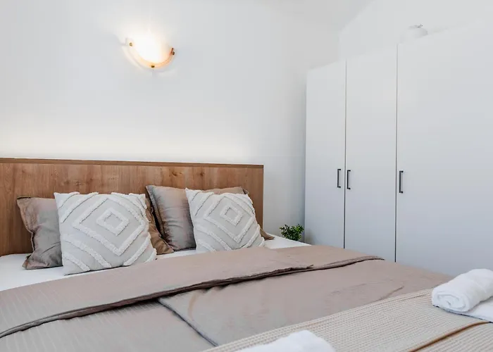 Apartament Quercus Vir