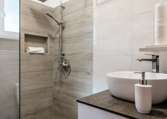 Apartament Quercus Vir